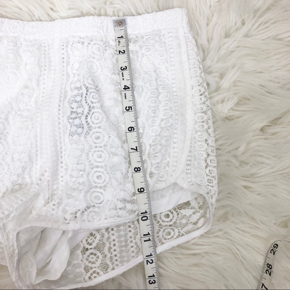 Express White High Waist Crochet Shorts Pull On - Picture 6 of 6